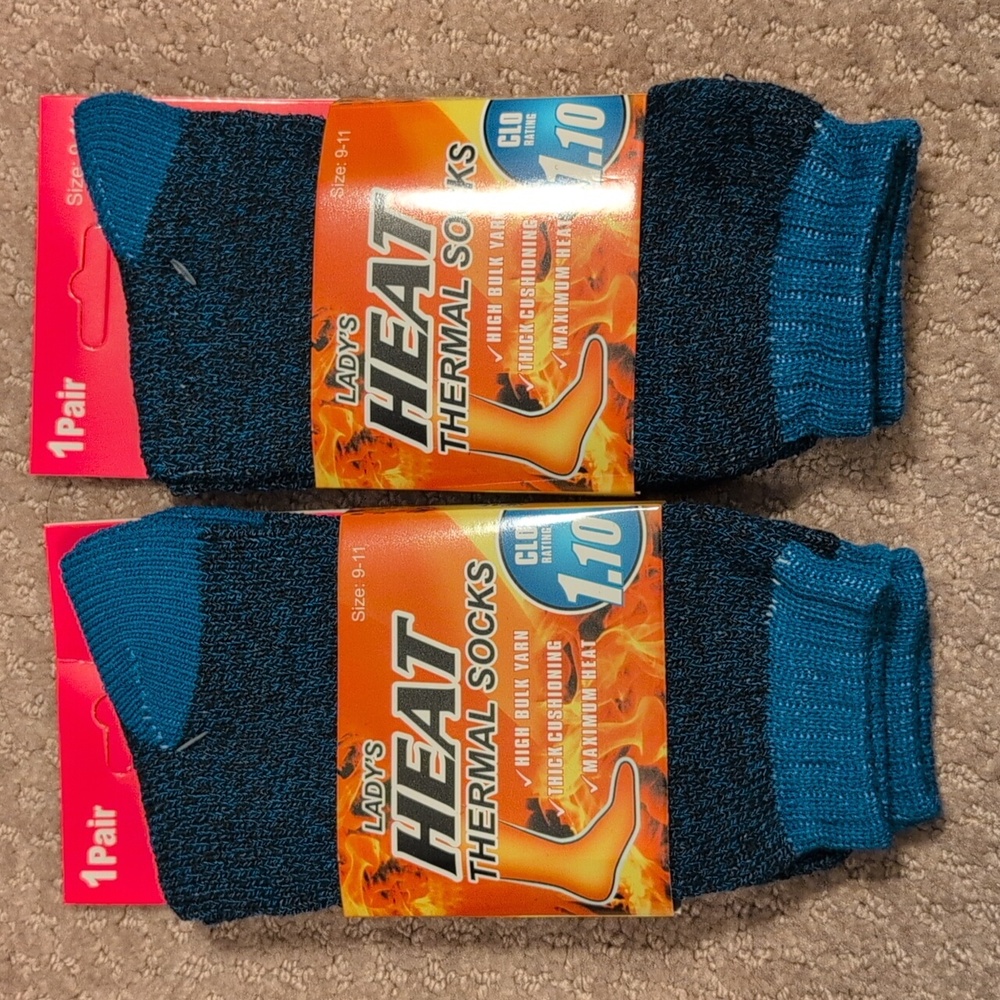 Lady's Heat Thermal Socks- Blue And Black - 2 Pairs NWT